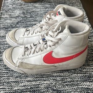 Nike Blazers white/orange/blue size 5 youth
